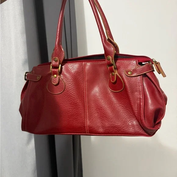 Call It Spring Red Shoulder Bag - Picture 2 of 3